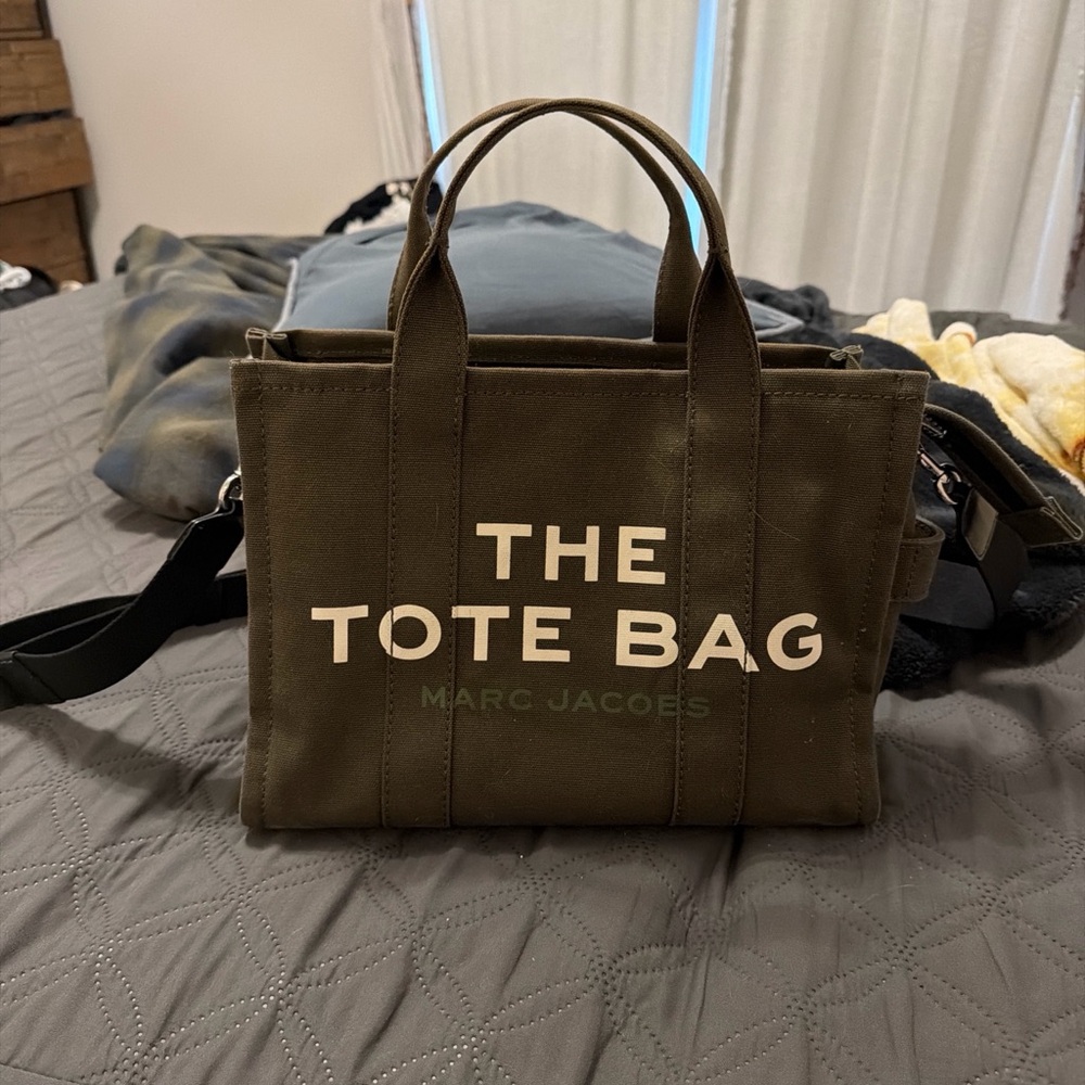 Marc Jacobs Olive Green Messenger Bag